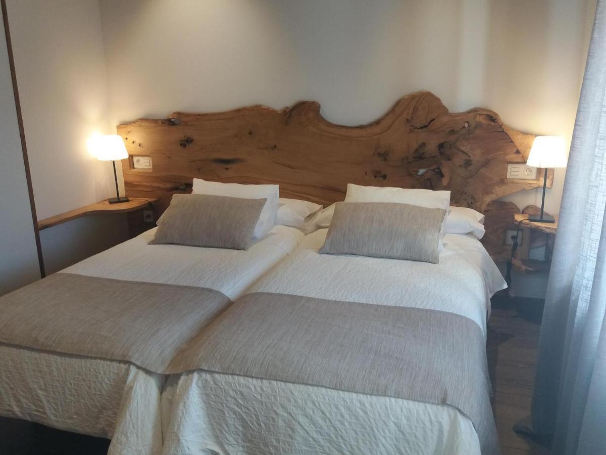 Hotel Rural El Yunque Santibanez de la Pena Екстериор снимка